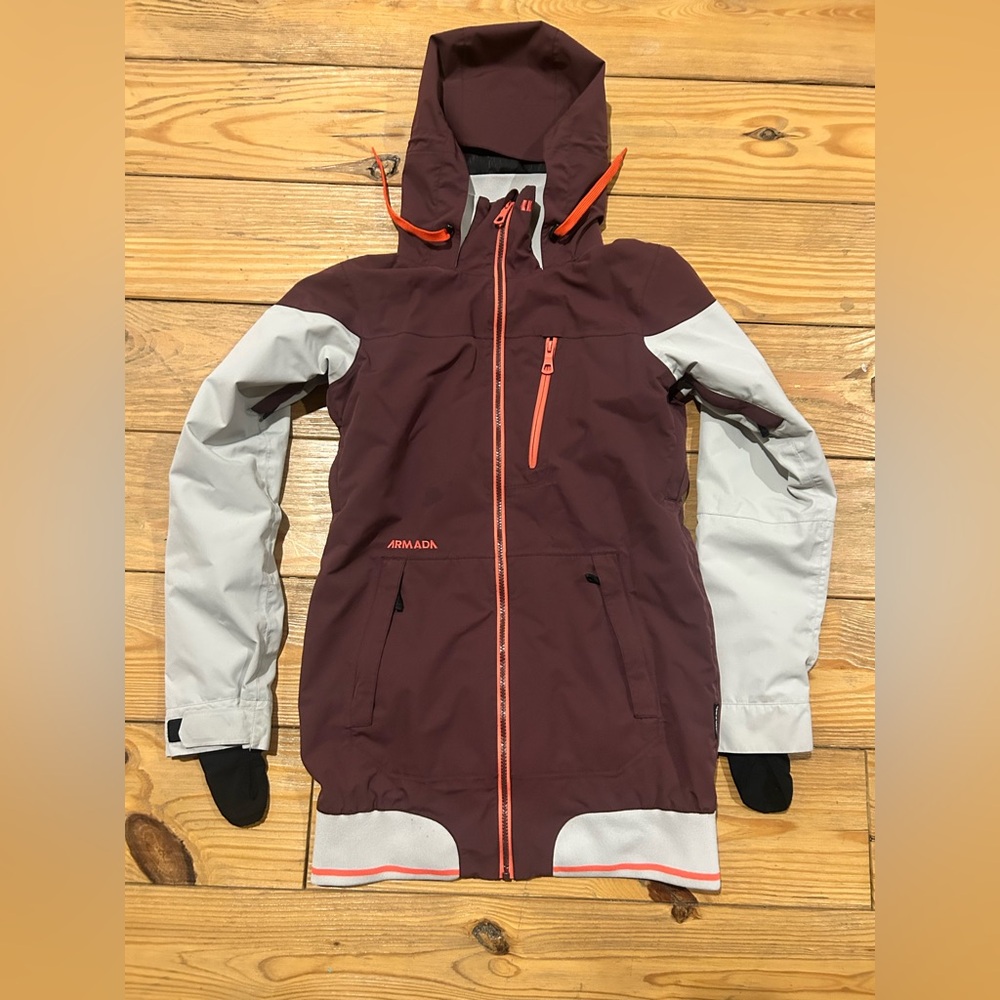 Armada Gypsum Jacket Size Medium Maroon